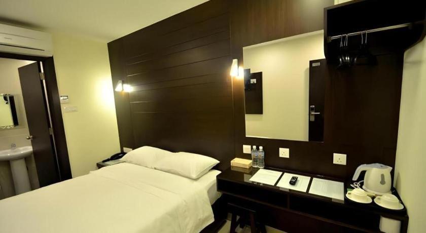 Cathay Hotel Kota Kinabalu Eksteriør bilde